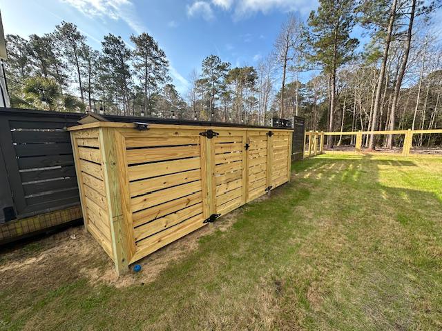welded wire wood fence installed by top rail fence