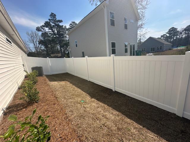 6ft Vinyl Privacy Fence