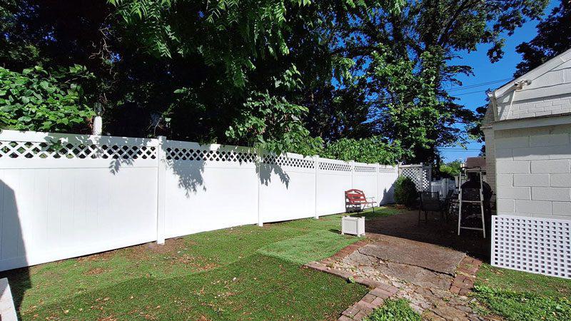 Front Yard and Back Yard Vinyl Fence Installation