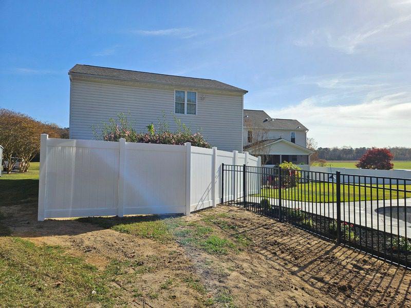 Aluminum Pool & Vinyl Privacy Fence Installation