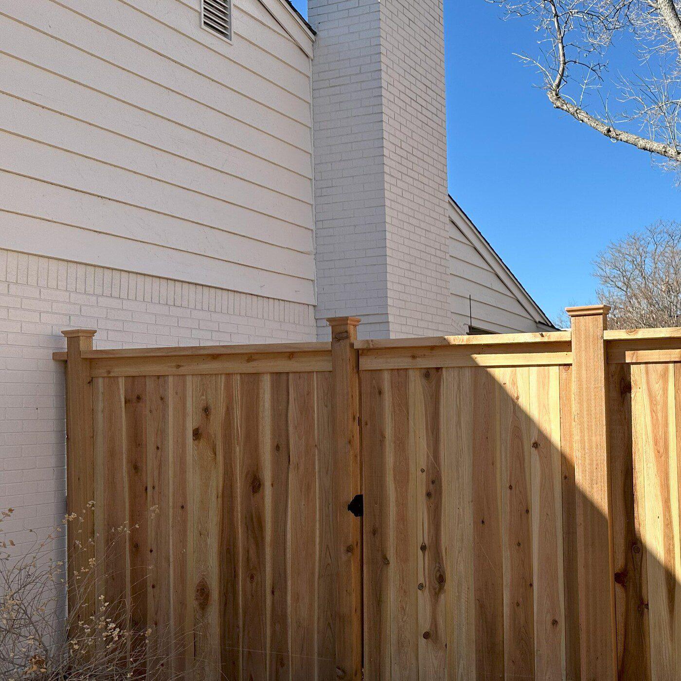 Cedar Privacy Fence w Cap and Trim plus Post Caps