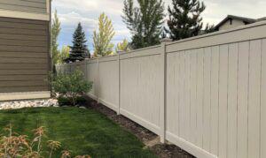 tan vinyl fence