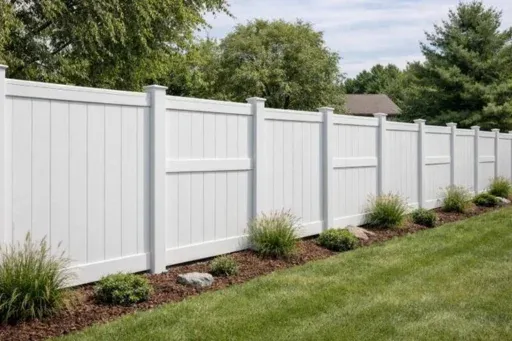 bridgewater-fence-vinyl-alternating-panel-widths