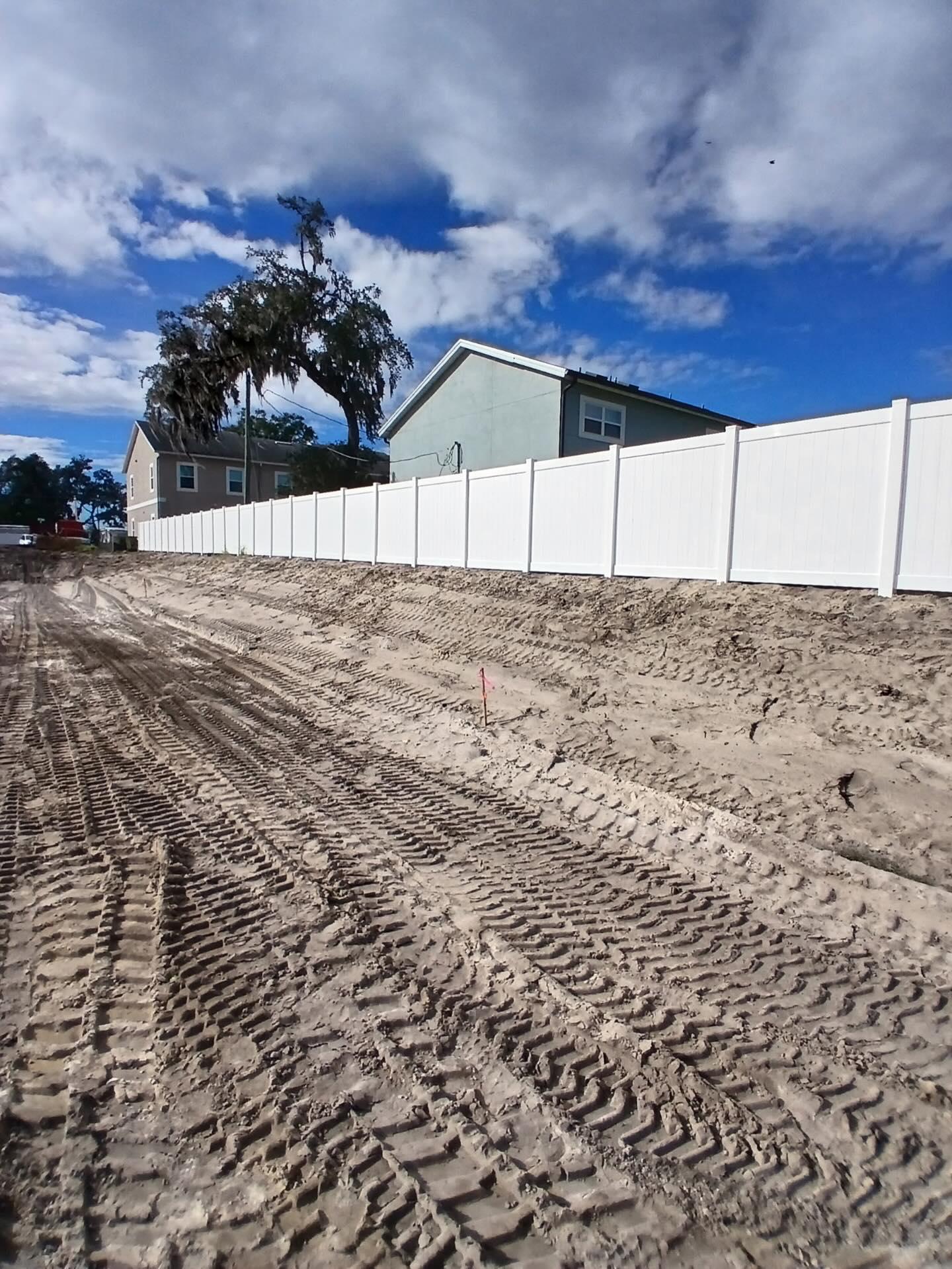  privacy vinyl fence installed by top rail fence