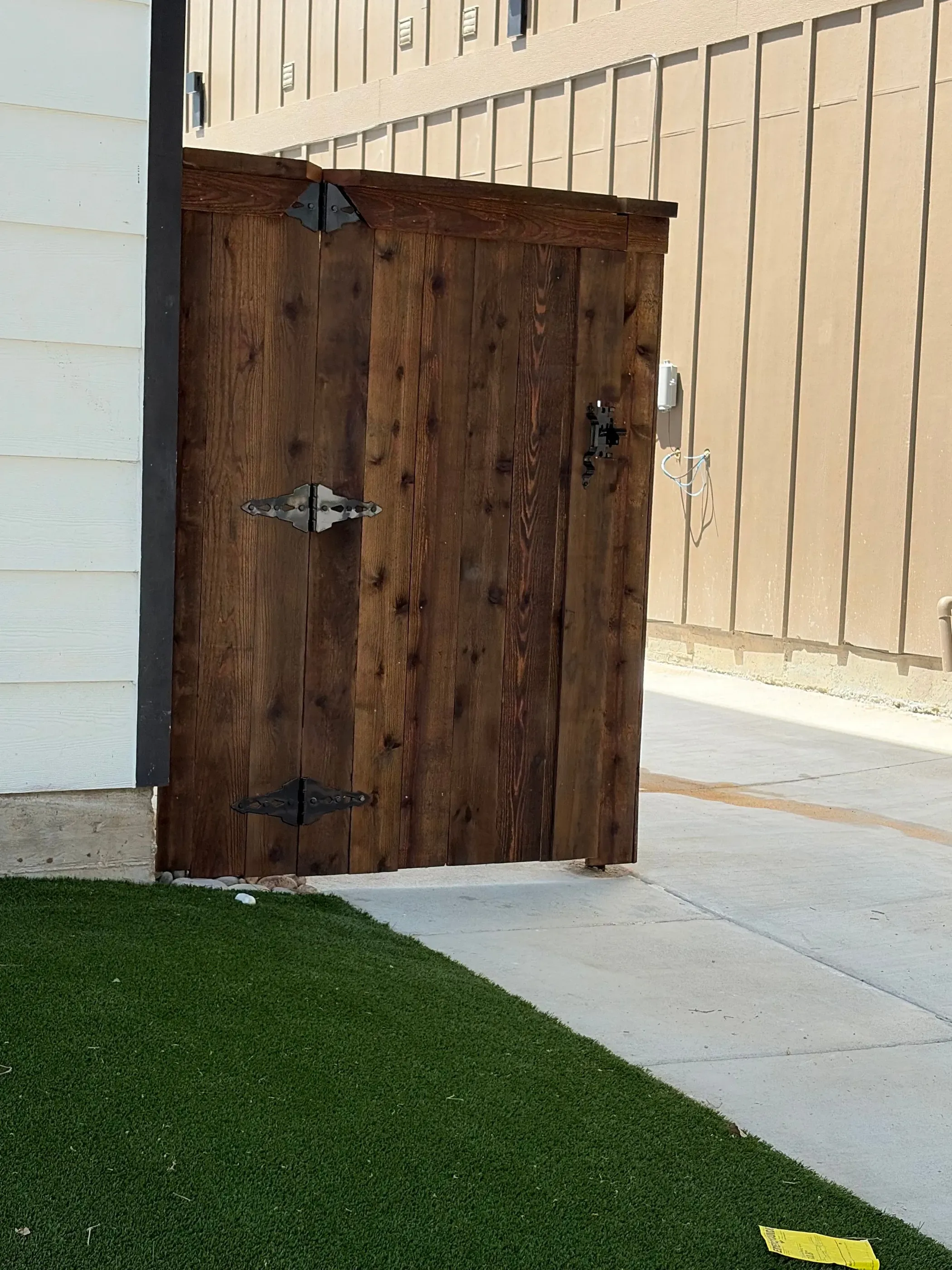  wood fence installed by top rail fence