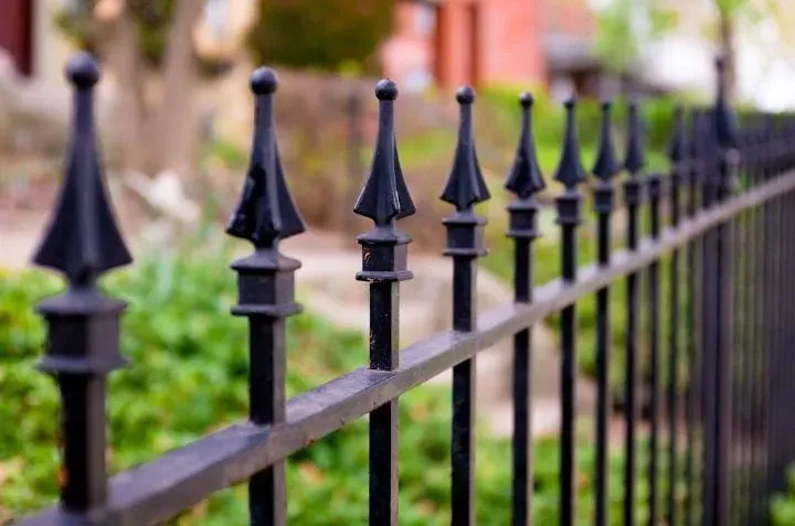 Fence Height: The Ultimate Guide