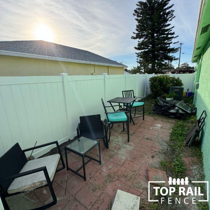 new vinyl fence installation for a homeowner