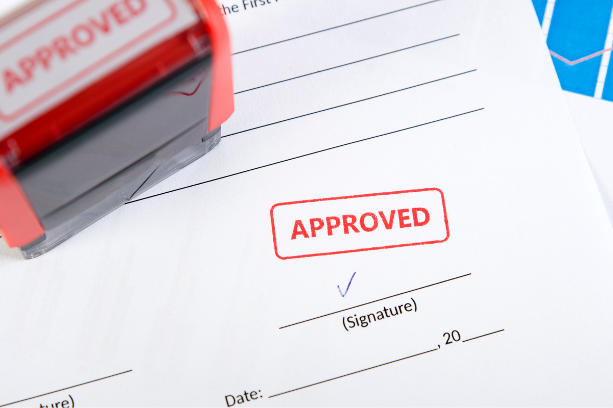 How negative air pressure and temporary walls reduce infection risks