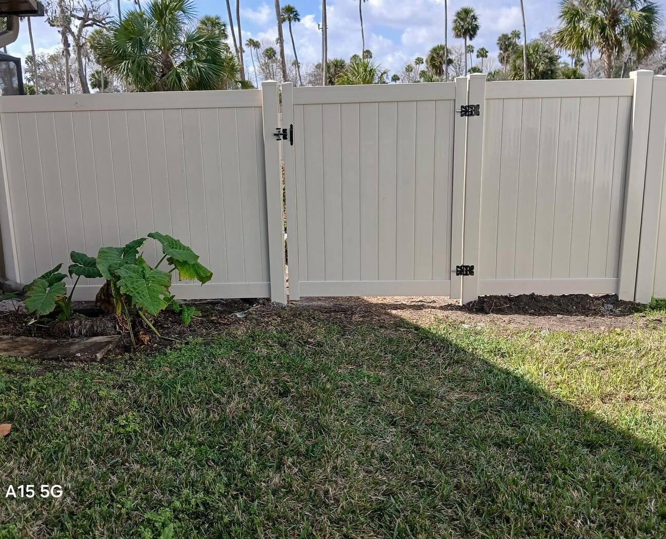 Vinyl Privacy Fence Installation
