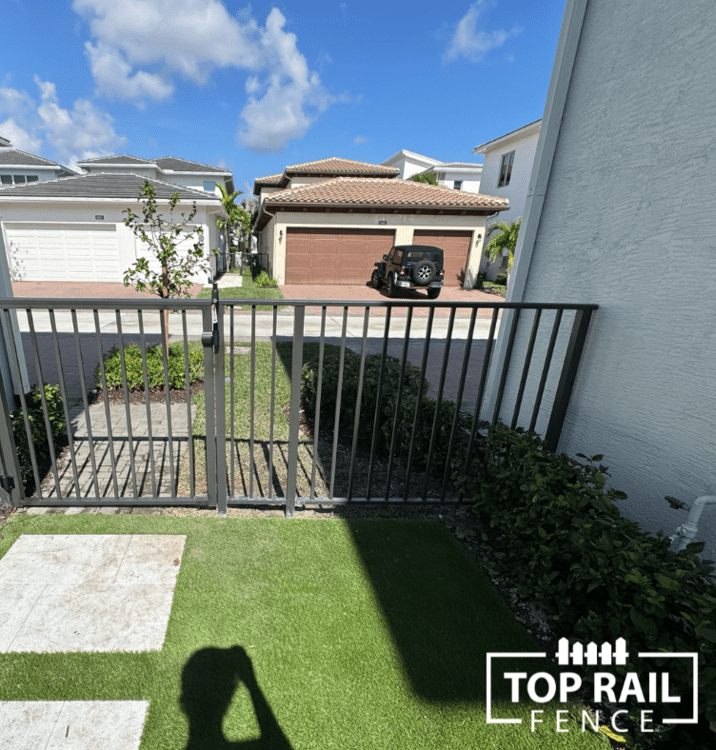 Vinyl & Aluminum Fence Installation