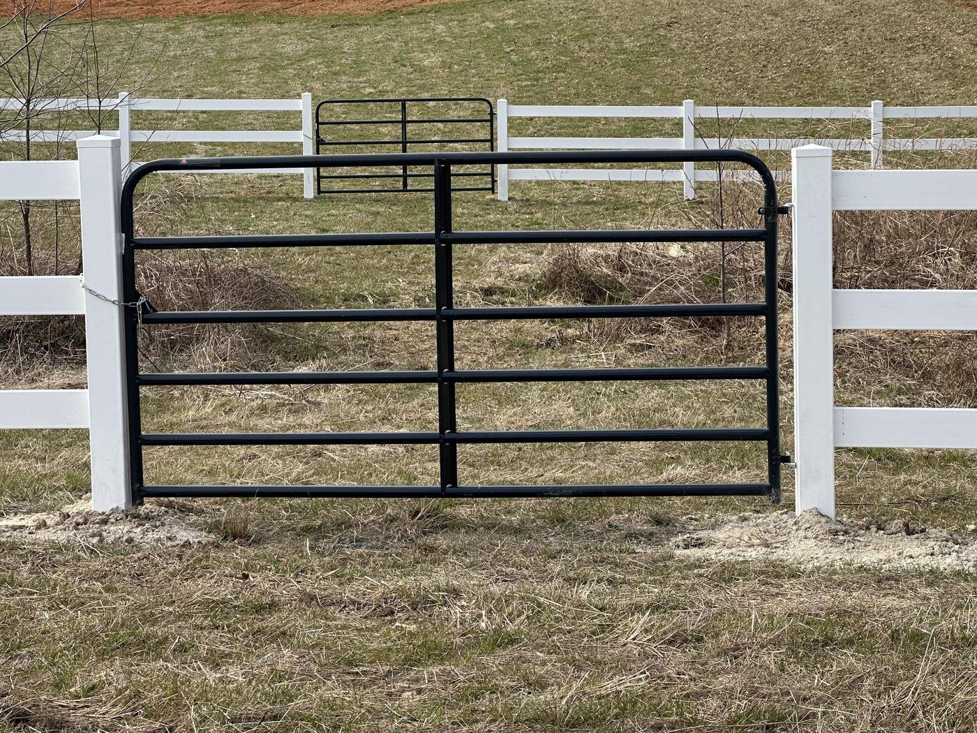 Vinyl Fence Installation