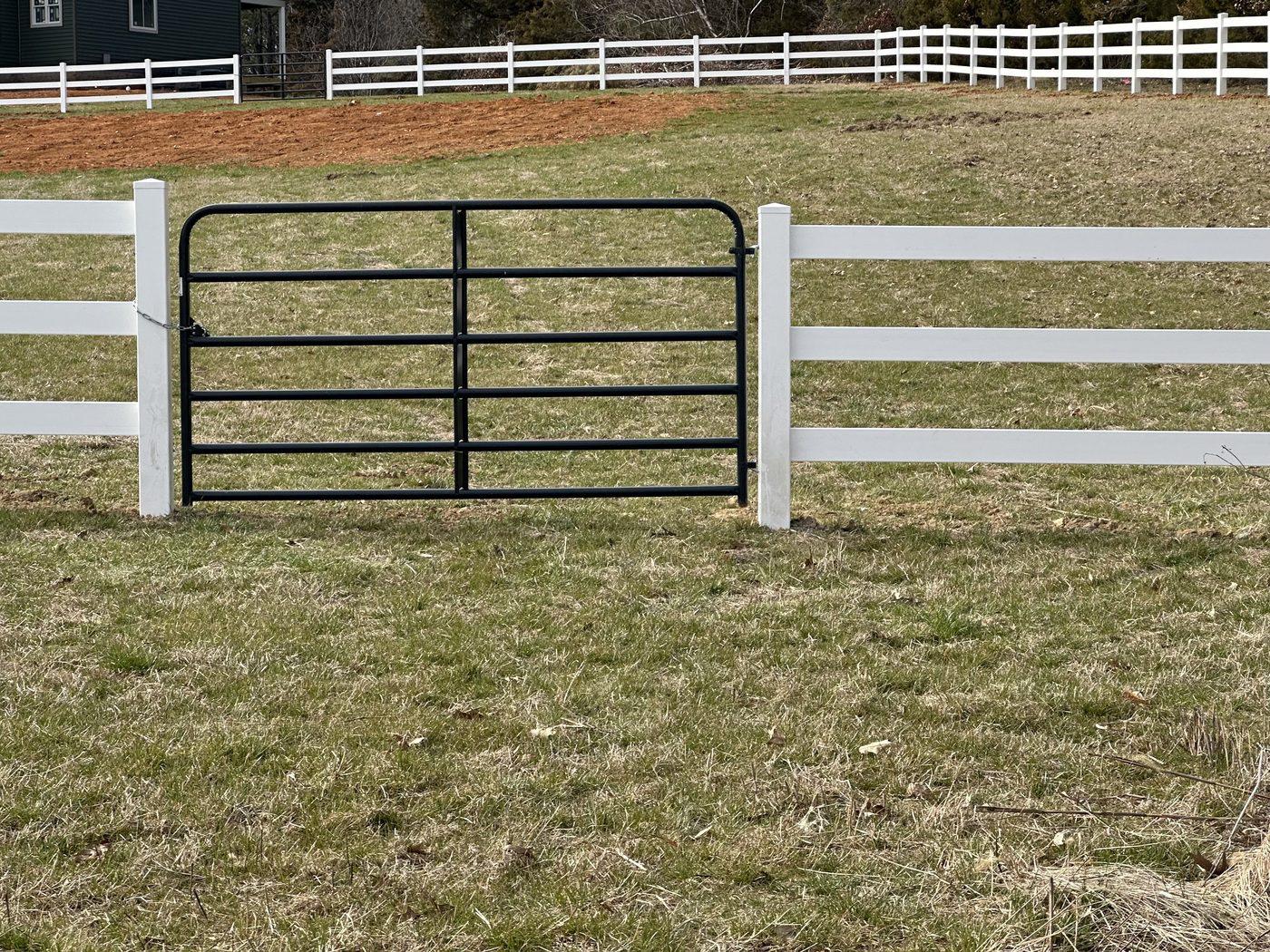 Vinyl Fence Installation