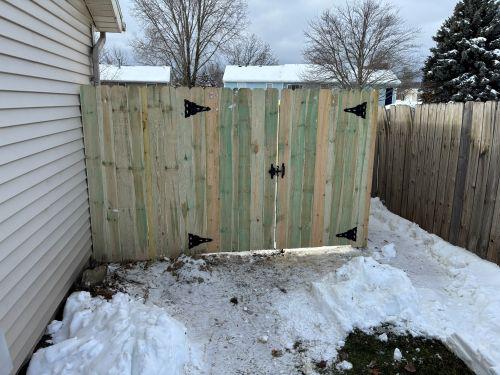 Wood Privacy Fence