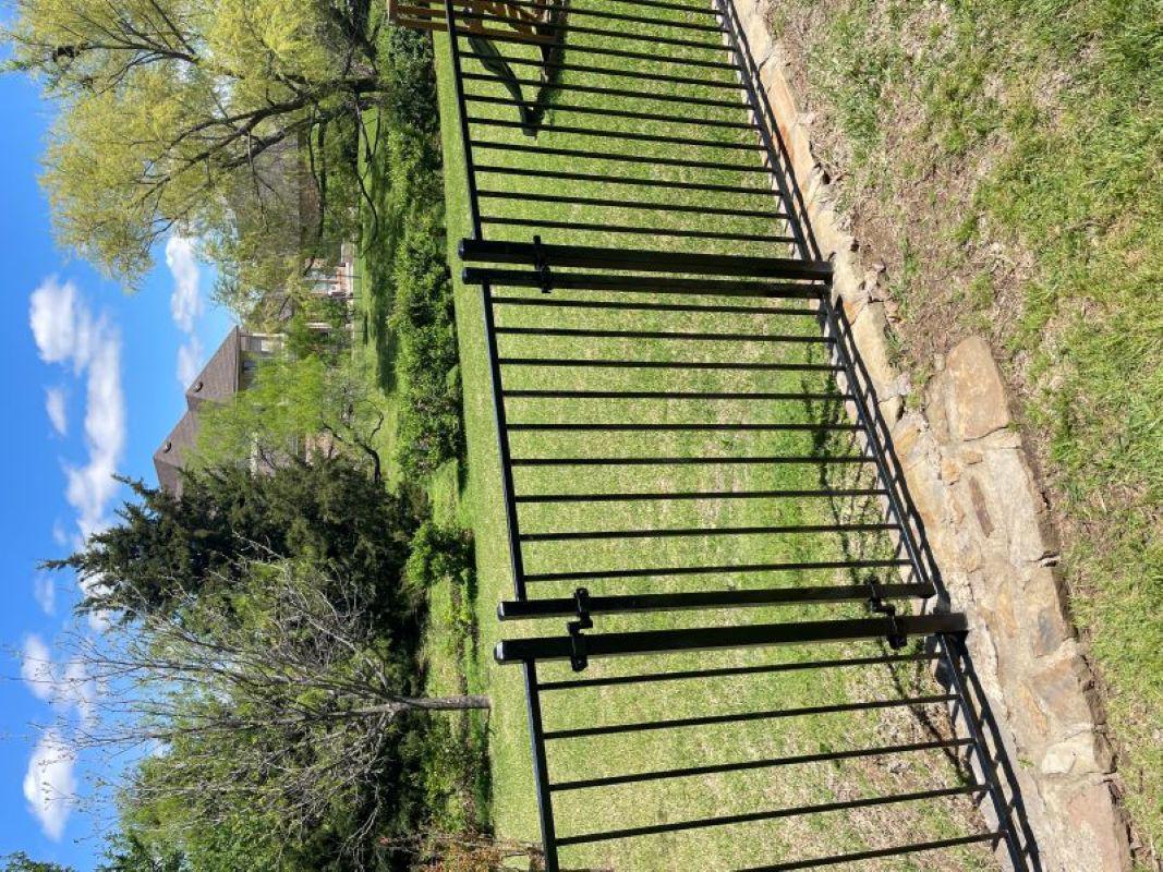 100LF 4' Black Steel Fence with Gates & Reinforcements