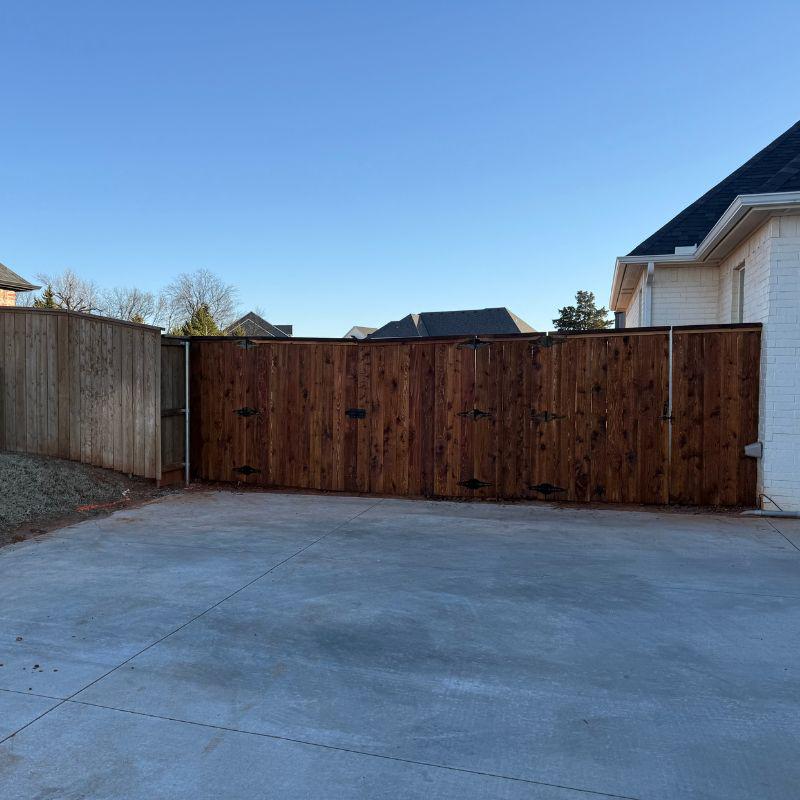 cedar cap and trim fence installed by top rail fence oklahoma city