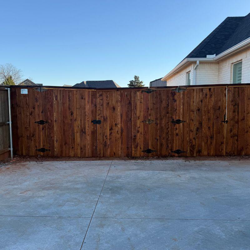 cedar cap and trim fence installed by top rail fence oklahoma city