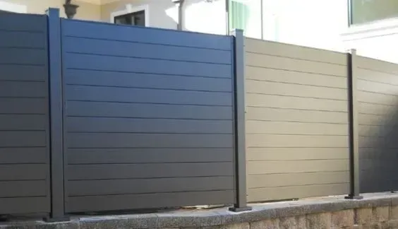 horizontal aluminum fence