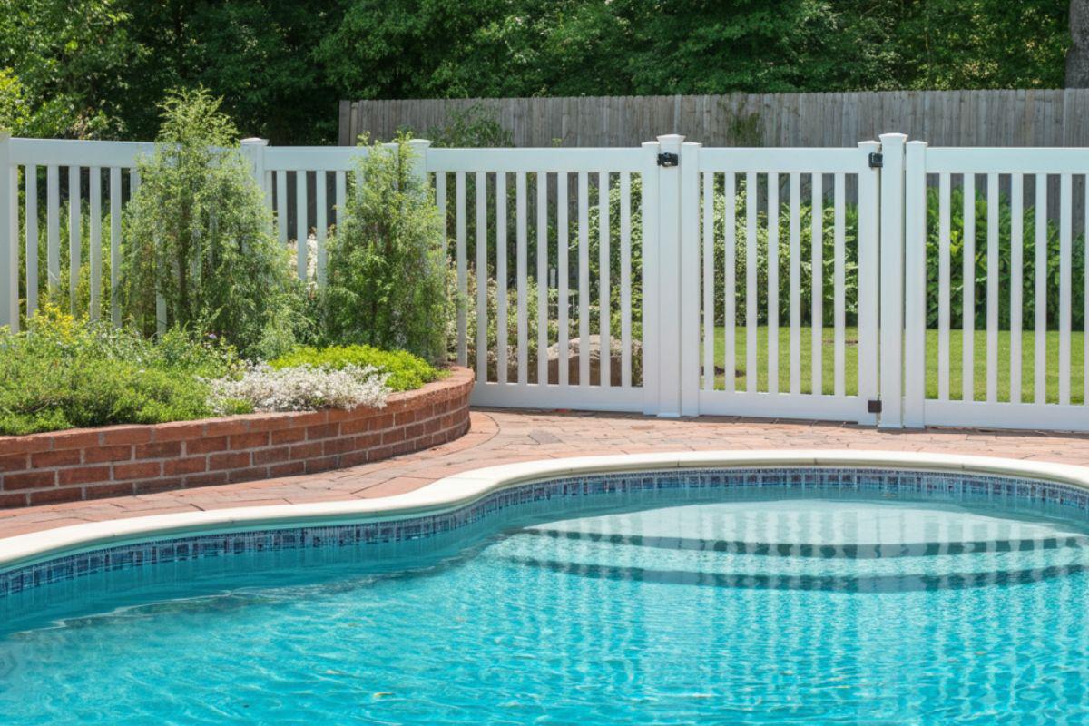 Pool Fence Materials: A Guide to Choosing the Best Fit for Chattanooga Homeowners