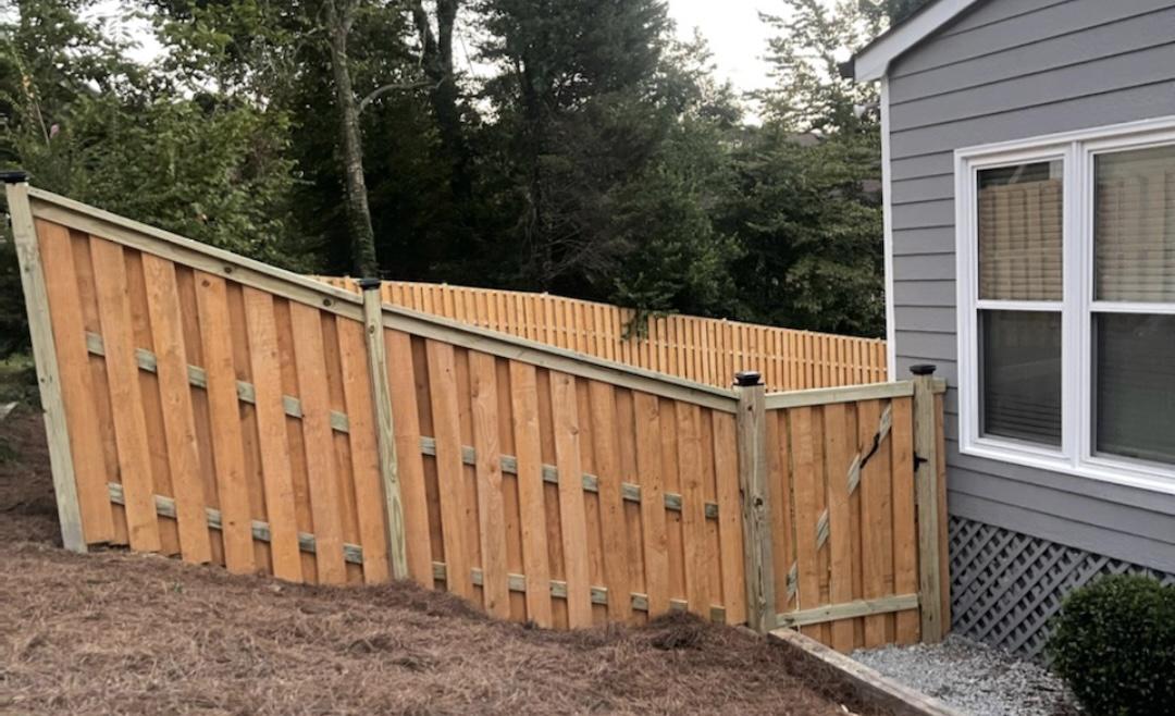 shadowbox cap n trim fence installed by top rail fence atlanta