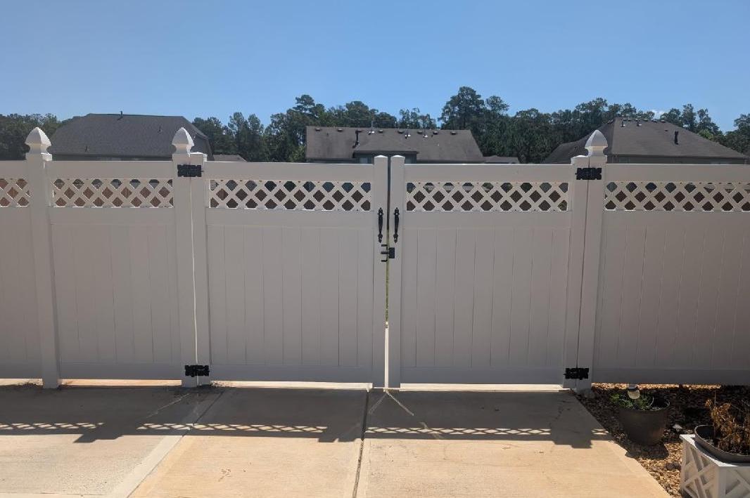 vinyl privacy gate installed by top rail fence atlanta