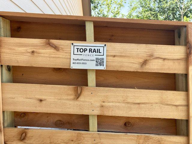 Horizontal shadowbox cedar fence