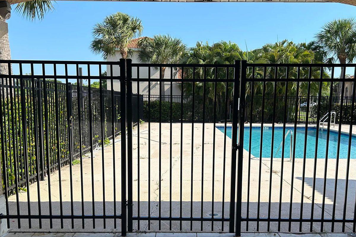 The Advantages of Installing Aluminum Fencing for Pool Safety