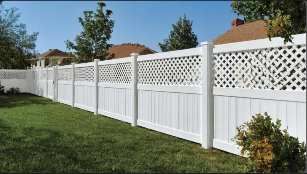 Vinyl fencing transition designs between front visibility and backyard privacy in Oklahoma City
