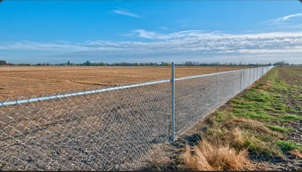 How agricultural fencing in Anderson shapes land use decisions before livestock ever arrive