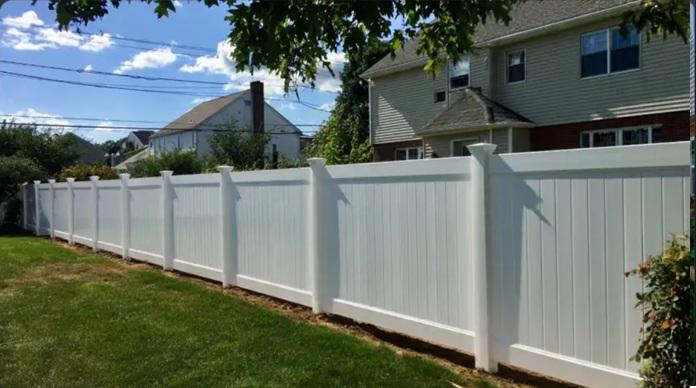 The vinyl fence question, Danbury homeowners rarely ask until their neighbor makes a different choice
