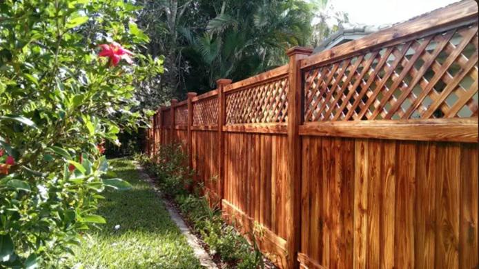 Wood fences and backyard soundscapes: shaping outdoor atmosphere in Fort Lauderdale