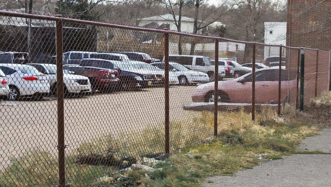 How Northern Detroit Commercial Fencing Adapts to Seasonal Parking Lot Shifts