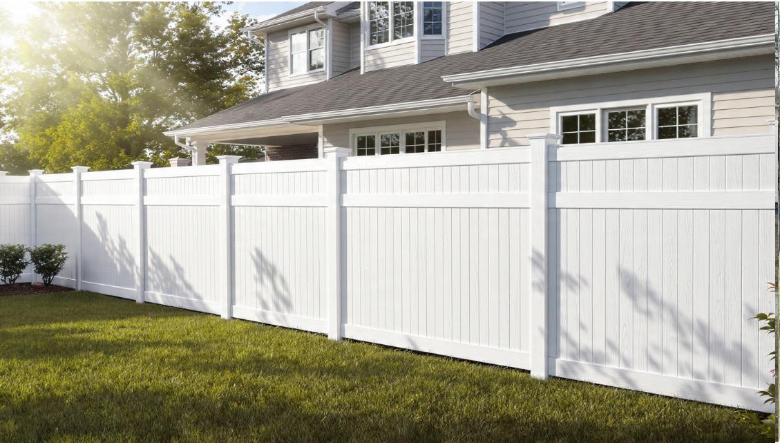 Game Day Ready? Designing Vinyl Fencing for Ann Arbor Homes That Host Outdoor Gatherings