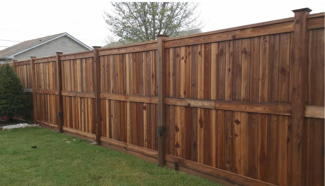 Is Your Wood Fencing Ready for Raleigh’s Humid Summers?