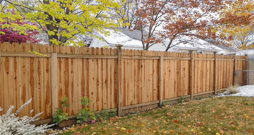 Wood fencing in Danbury and the way it quietly reshapes backyard routines through the seasons