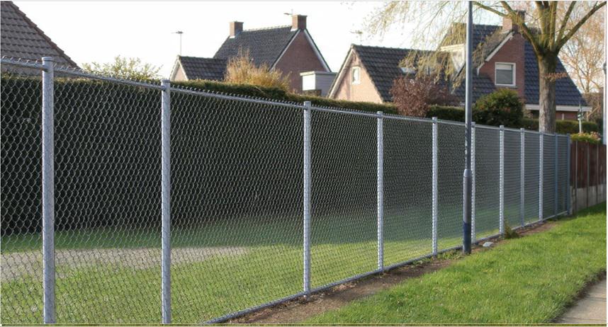 Chain link fencing in Holland as a low-profile solution that keeps visibility fully intact