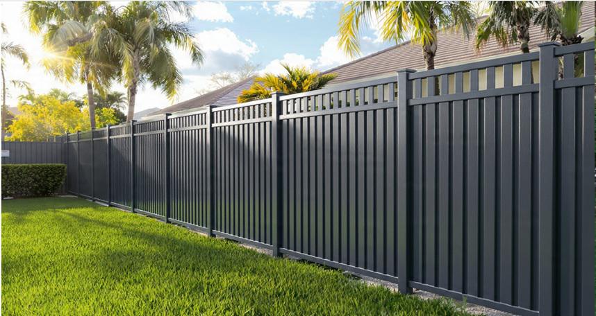 Metal fencing in Fort Lauderdale as a response to salt air, sun exposure, and coastal durability demands