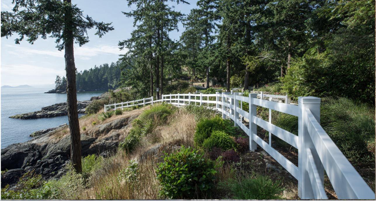 Vinyl fencing in North Sound and its role in keeping visual order within irregular, nature-shaped lots