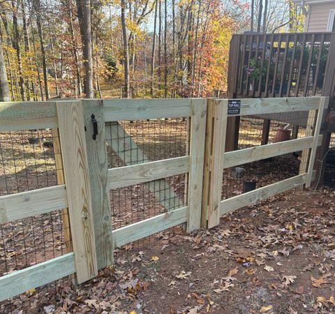wod ranch rail fence installed by top rail fence