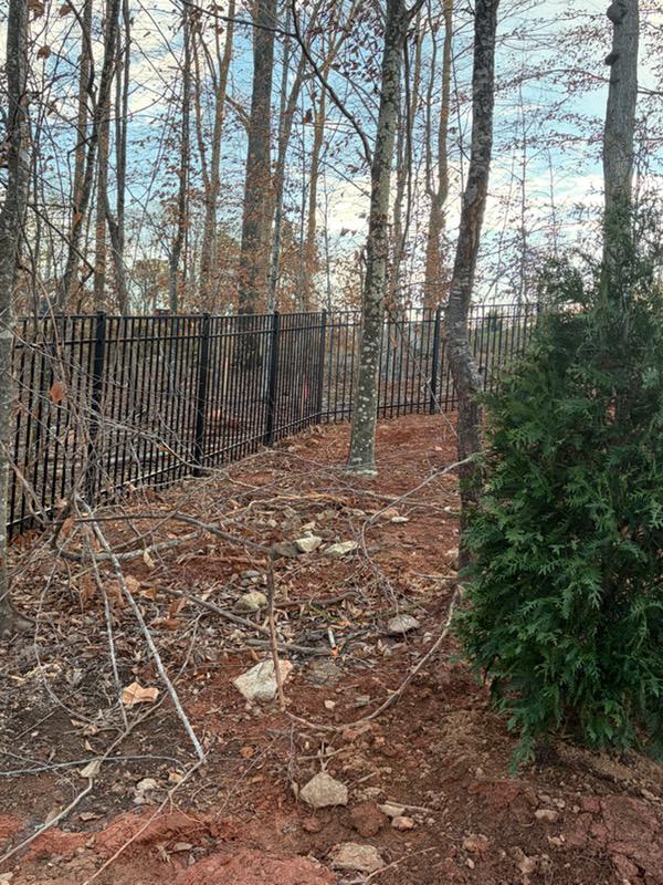 Aluminum Horizontal fence installed by top rail fence