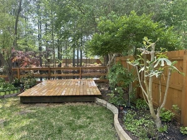 wood ranch rail fence installed by top rail fence