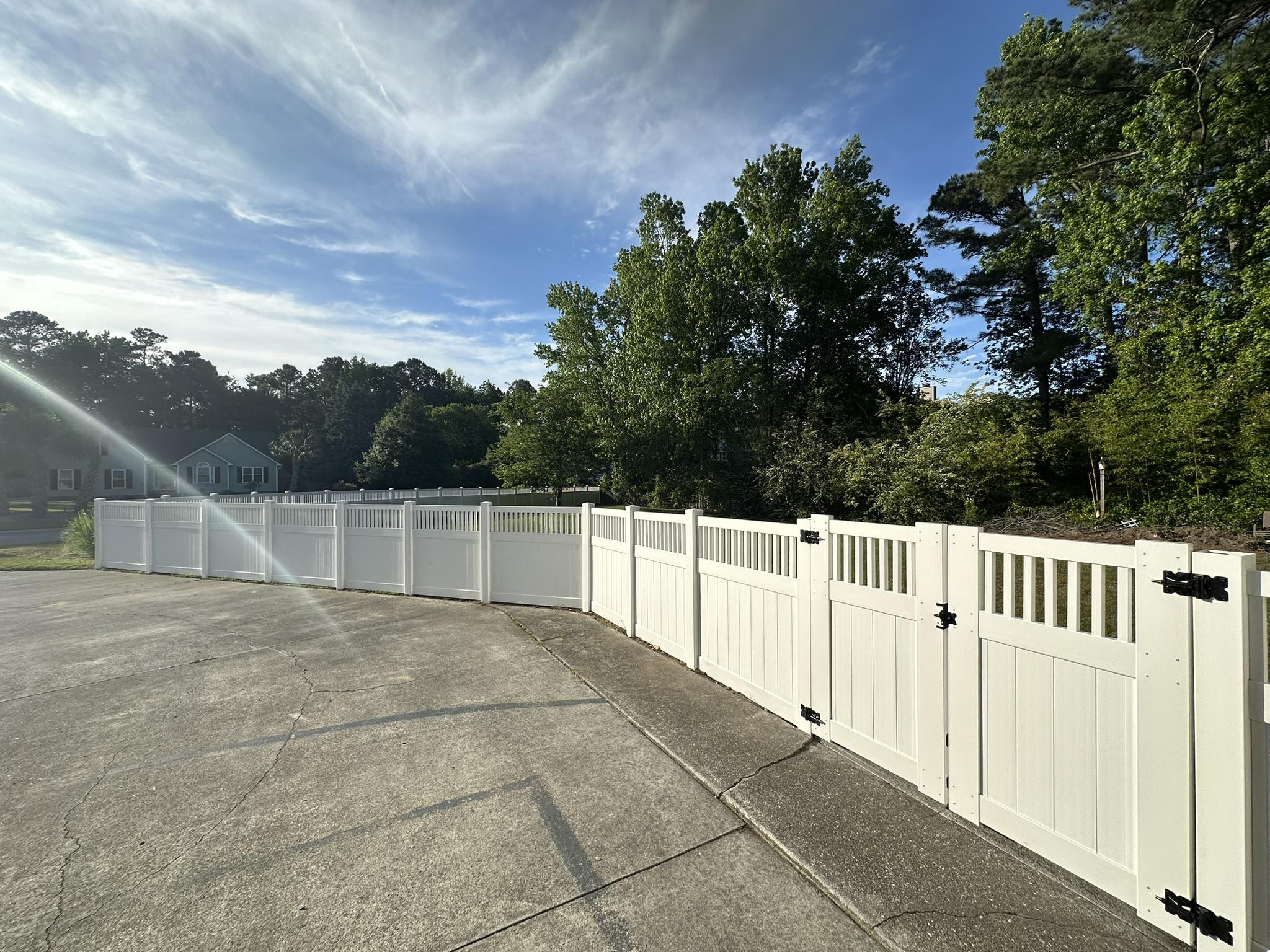 vinyl lattice top fence installed by top rail fence