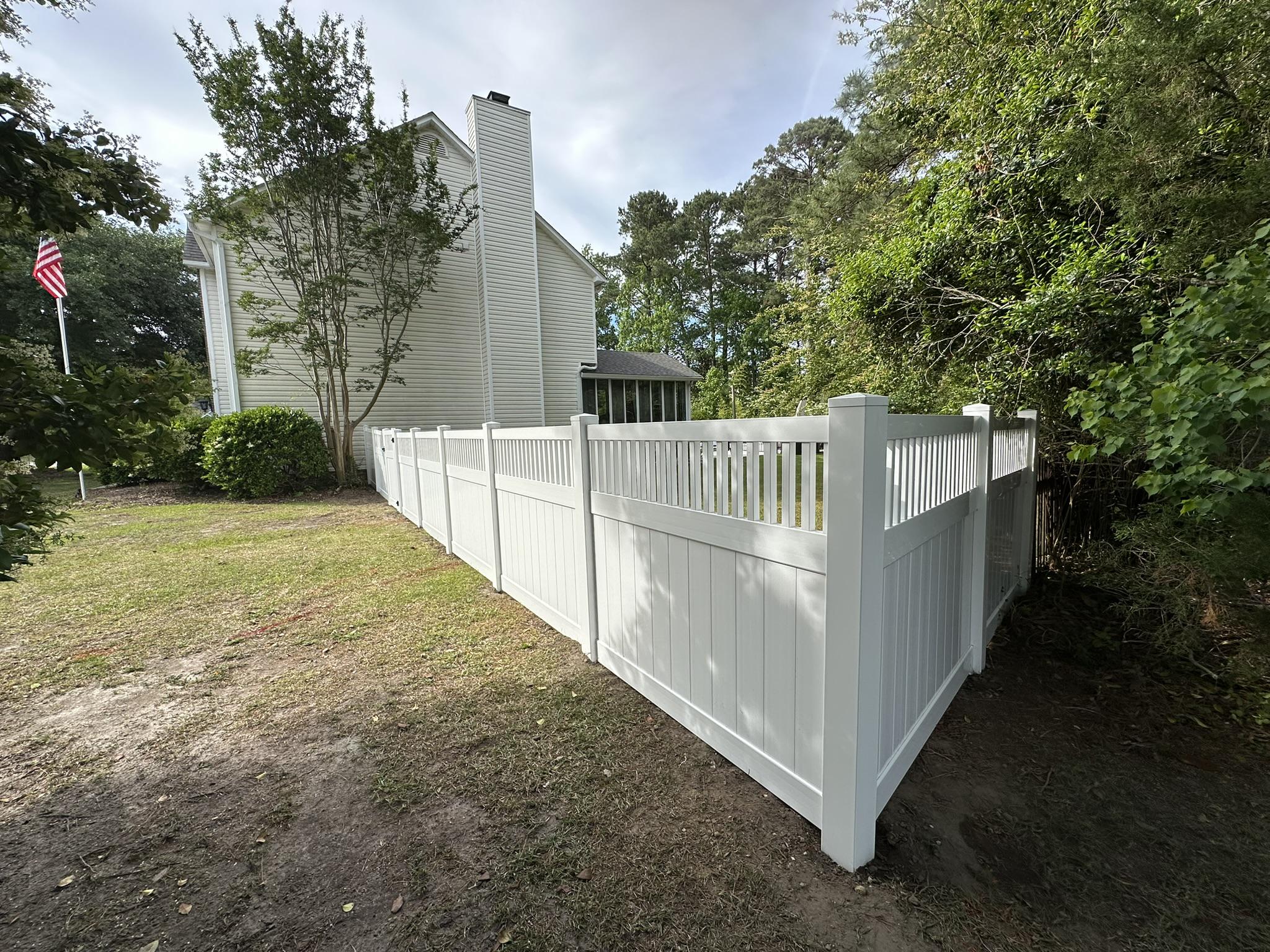 vinyl lattice top fence installed by top rail fence