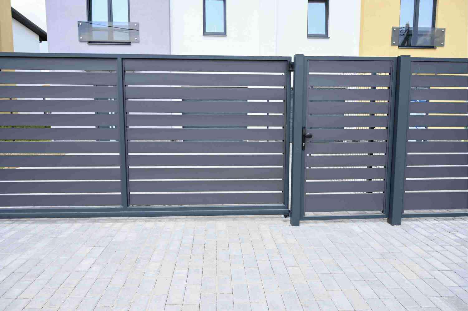 metal-fencing-aluminum
