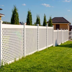 white vinyl lattice fencing