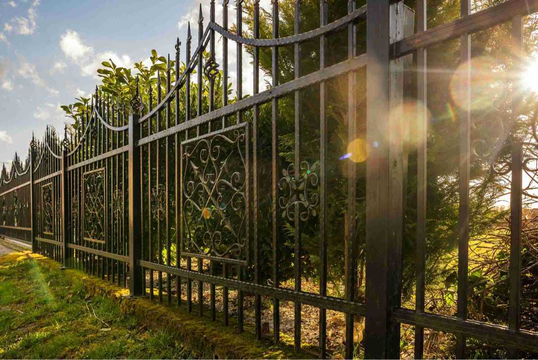 Painting a wrought iron fence