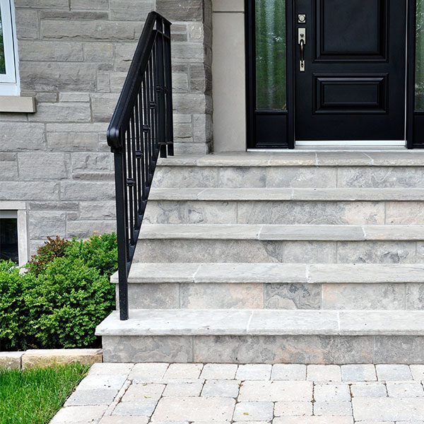 Aluminum railing fence by Top Rail Fence