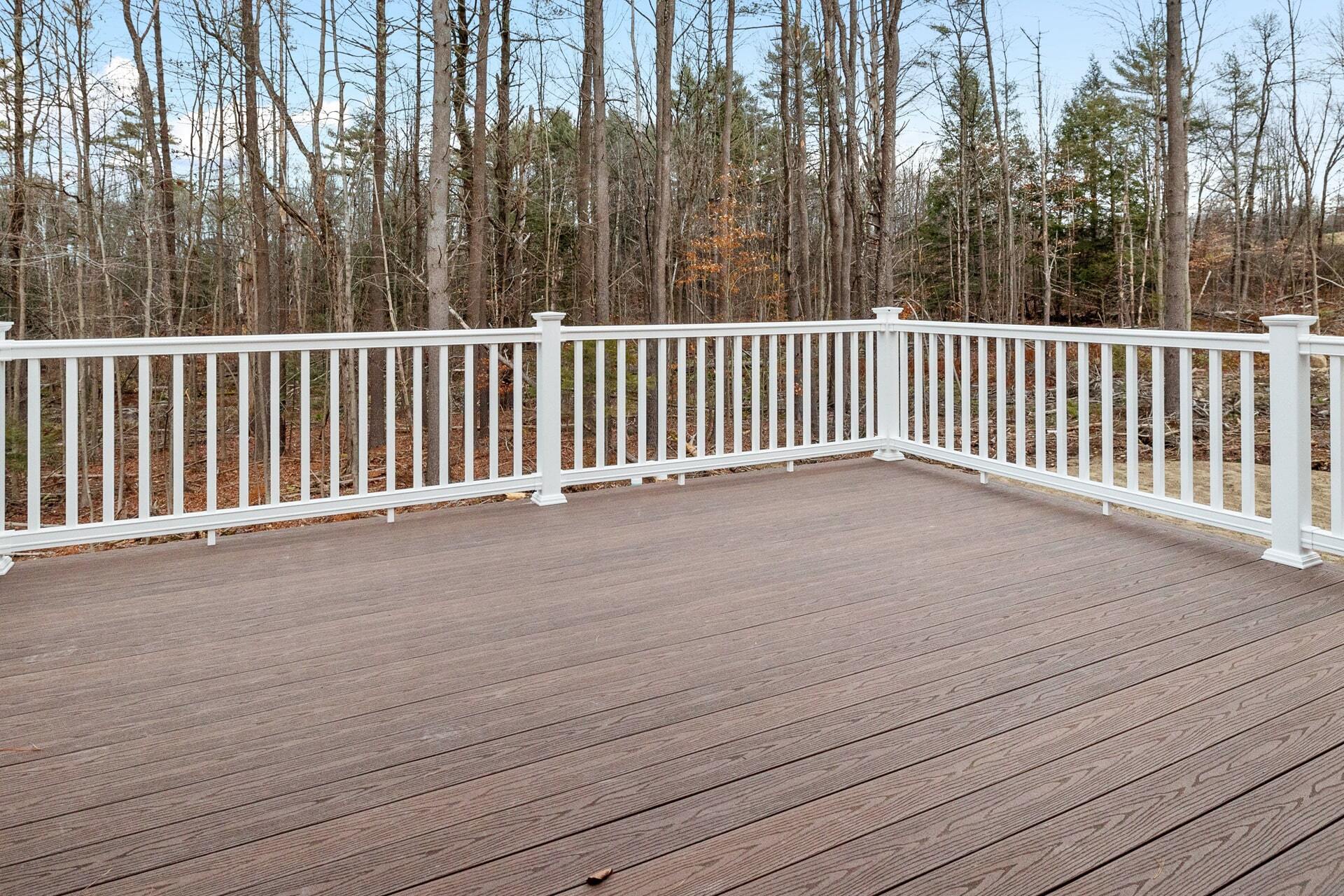 Enhancing Outdoor Spaces With Custom Railings in Richmond 