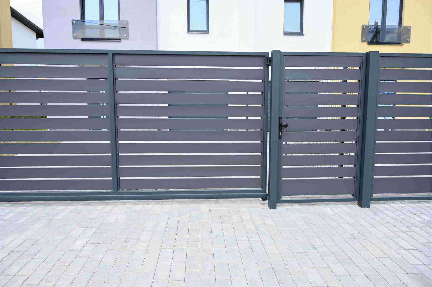 metal-fencing-aluminum