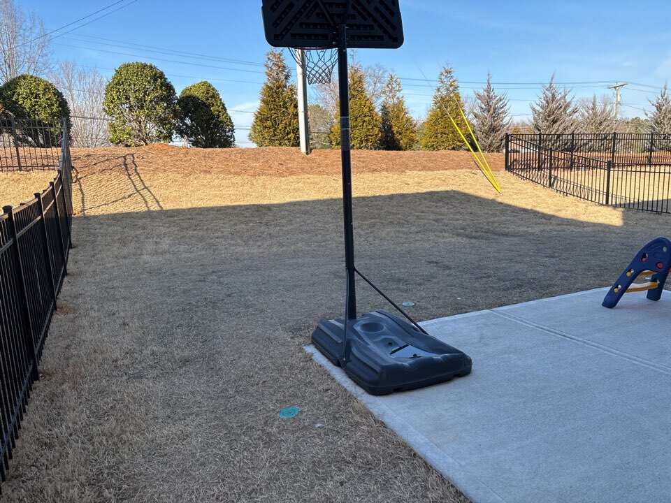 Concord, NC - 4 foot aluminum