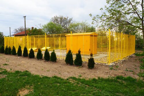 yellow fence